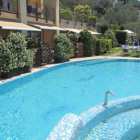 Apartment Penthouse Casa Alkea Masse View