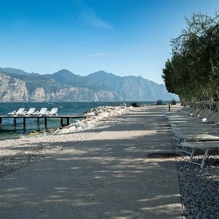 Apartment Penthouse Casa Alkea Masse View Brenzone sul Garda