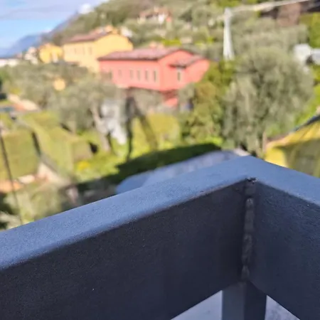 Penthouse Casa Alkea Pool Privat & Pear Апартаменты Бренцоне-суль-Гарда